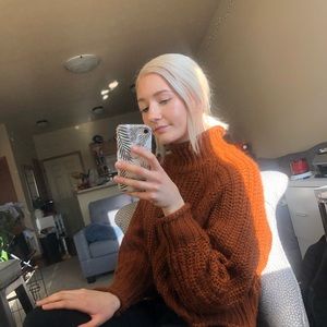 Meet your Posher, Renea